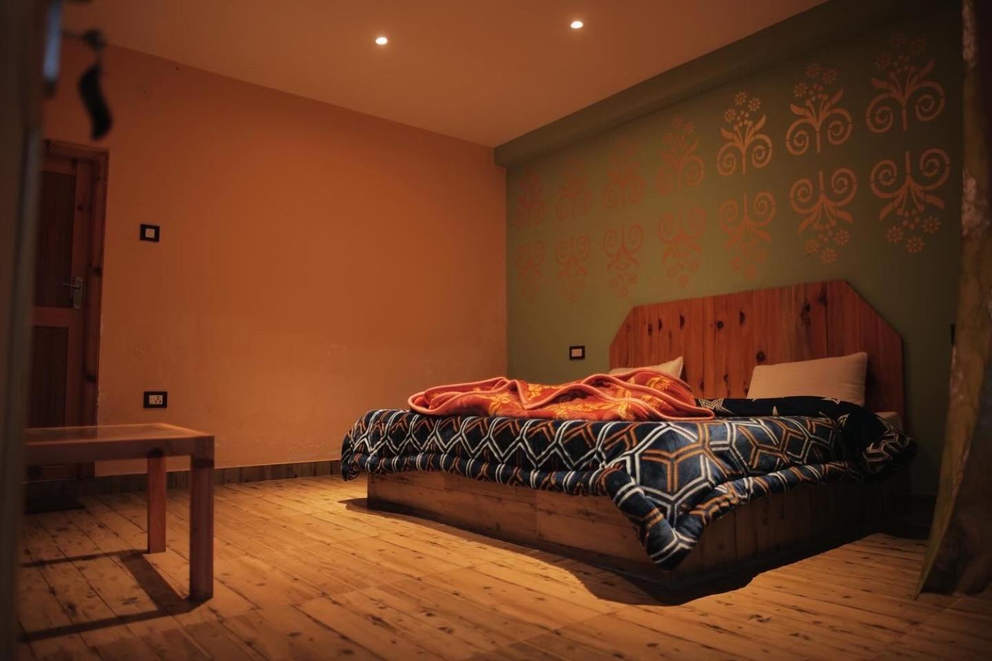 Yellowjackets Hostel Tosh Экстерьер фото